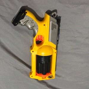 NERF MAVERICK REV-6 PISTOL